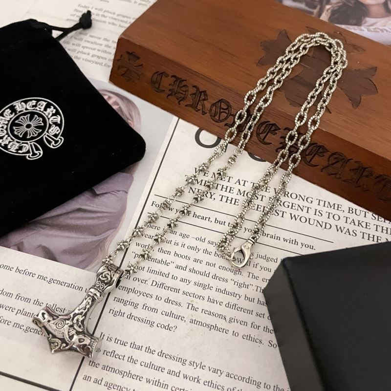 Ch**me He**ts necklaces